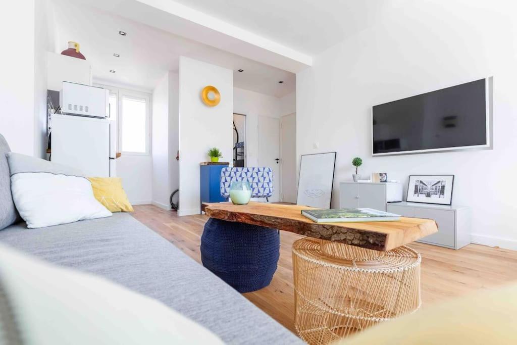 Le Lulli - Un T2 Moderne Et Epure Apartment Marseille Bagian luar foto